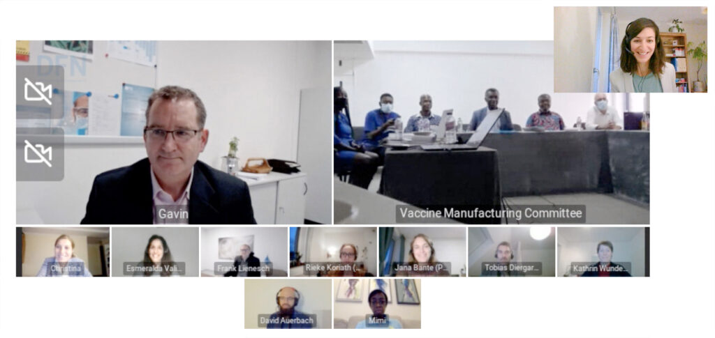 Die Teilnehmer*innen des virtuellen Meetings in der gemeinsamen Videokonferenz.