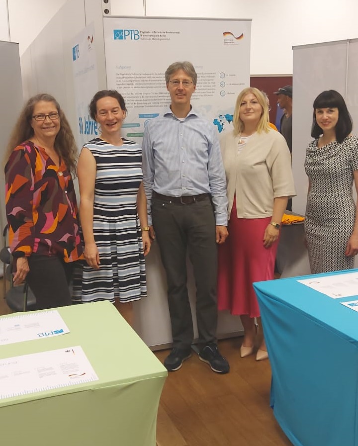 Group photo: Four women and one man